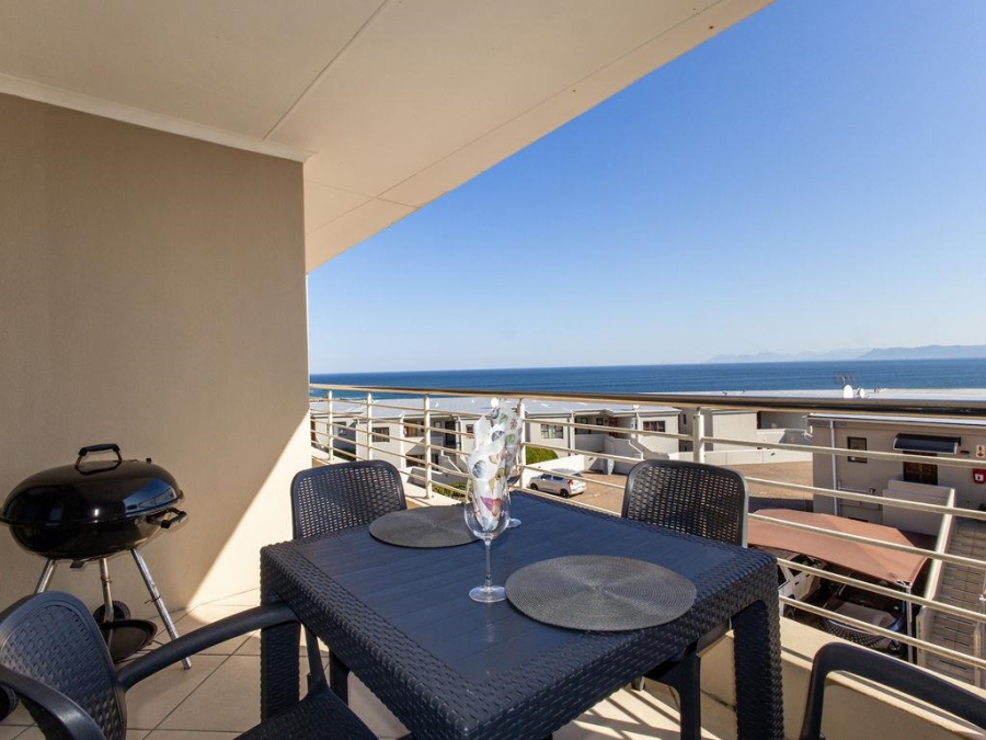 2 Bedroom Property for Sale in De Kelders Western Cape